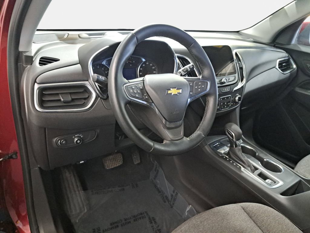 Used 2024 Chevrolet Equinox LT AWD/4WD image 17