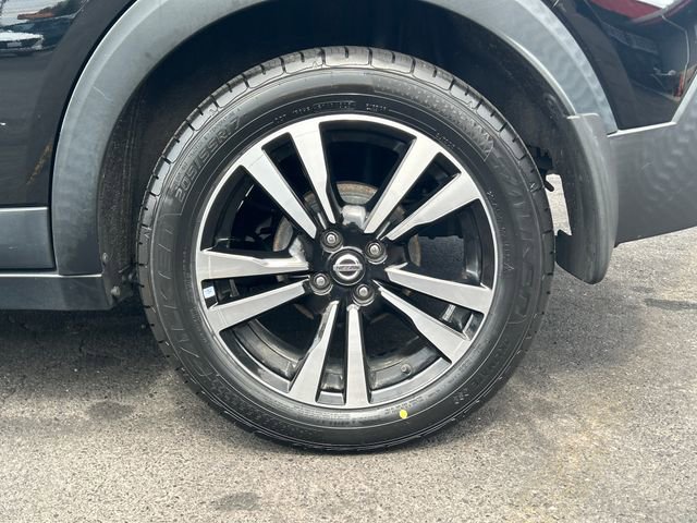 Used 2020 Nissan Kicks SR w/ Exterior Package image 26