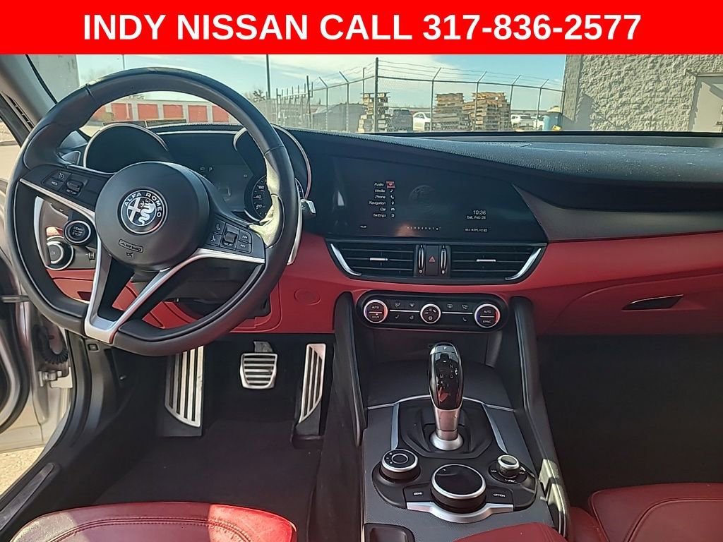 Used 2017 Alfa Romeo Giulia Ti w/ TI 19" Sport Package image 9