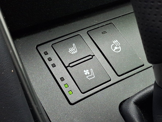 Used 2023 Lexus IS 350 F Sport w/ Memory Package AWD/4WD image 25