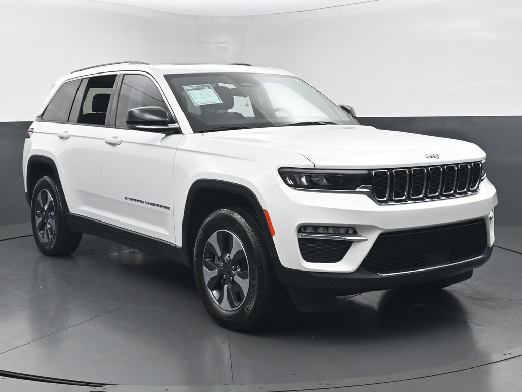 Used 2022 Jeep Grand Cherokee Limited 4xe AWD/4WD image 3