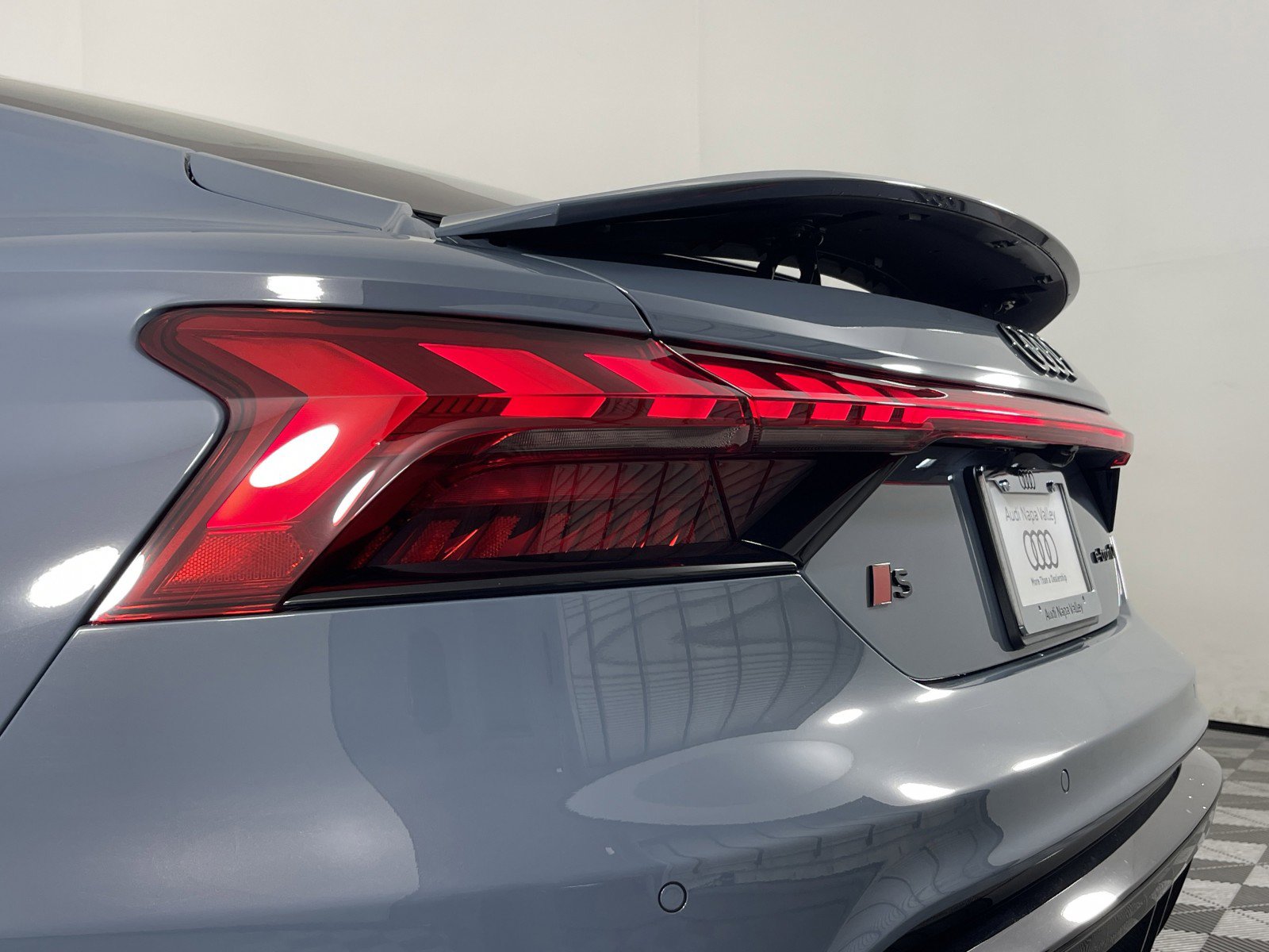 New 2026 Audi S e-tron GT Prestige image 22