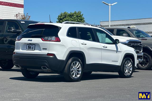 Used 2021 Jeep Cherokee Latitude Lux FWD image 4