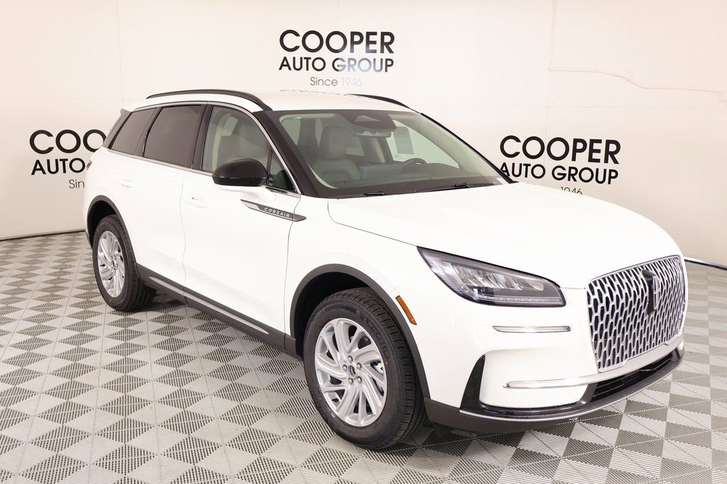 New 2026 Lincoln Corsair Premiere FWD image 1