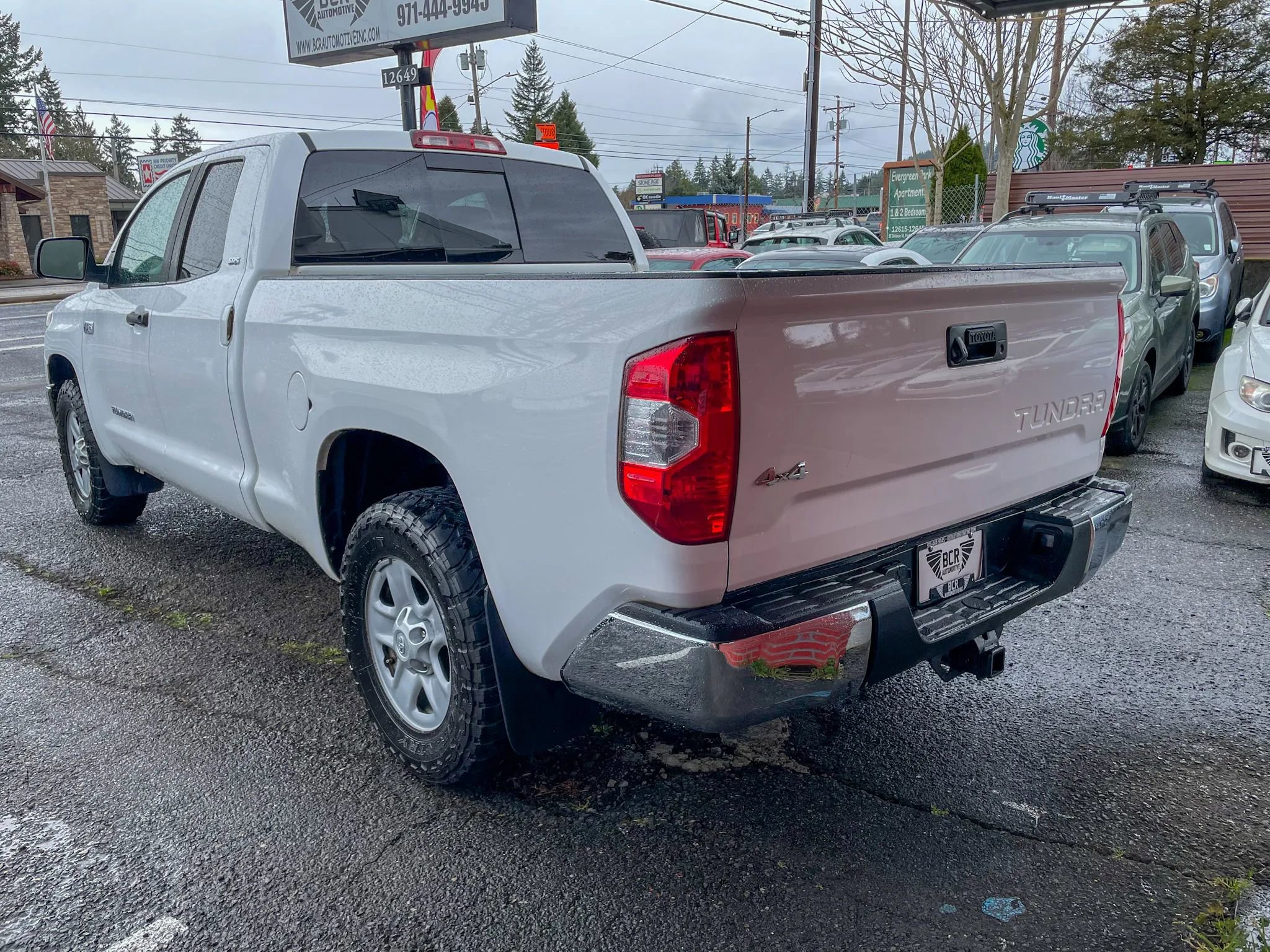 Used 2019 Toyota Tundra SR5 AWD/4WD image 2