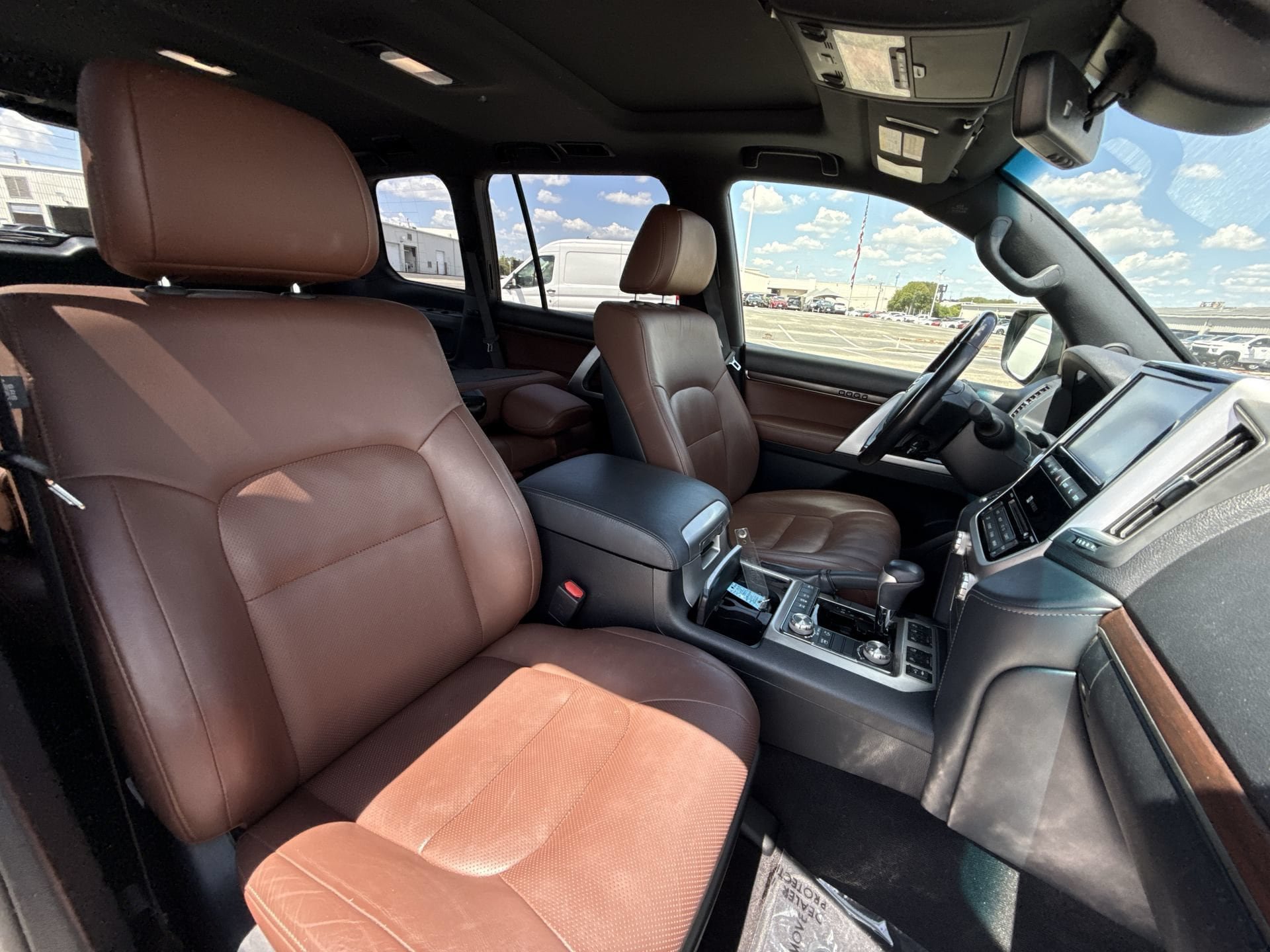 Certified 2019 Toyota Land Cruiser AWD/4WD image 27