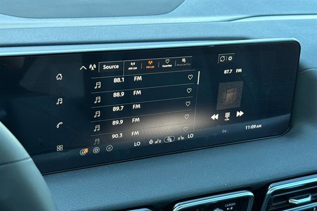 New 2026 Nissan Sentra SR w/ SR Premium Package FWD image 19