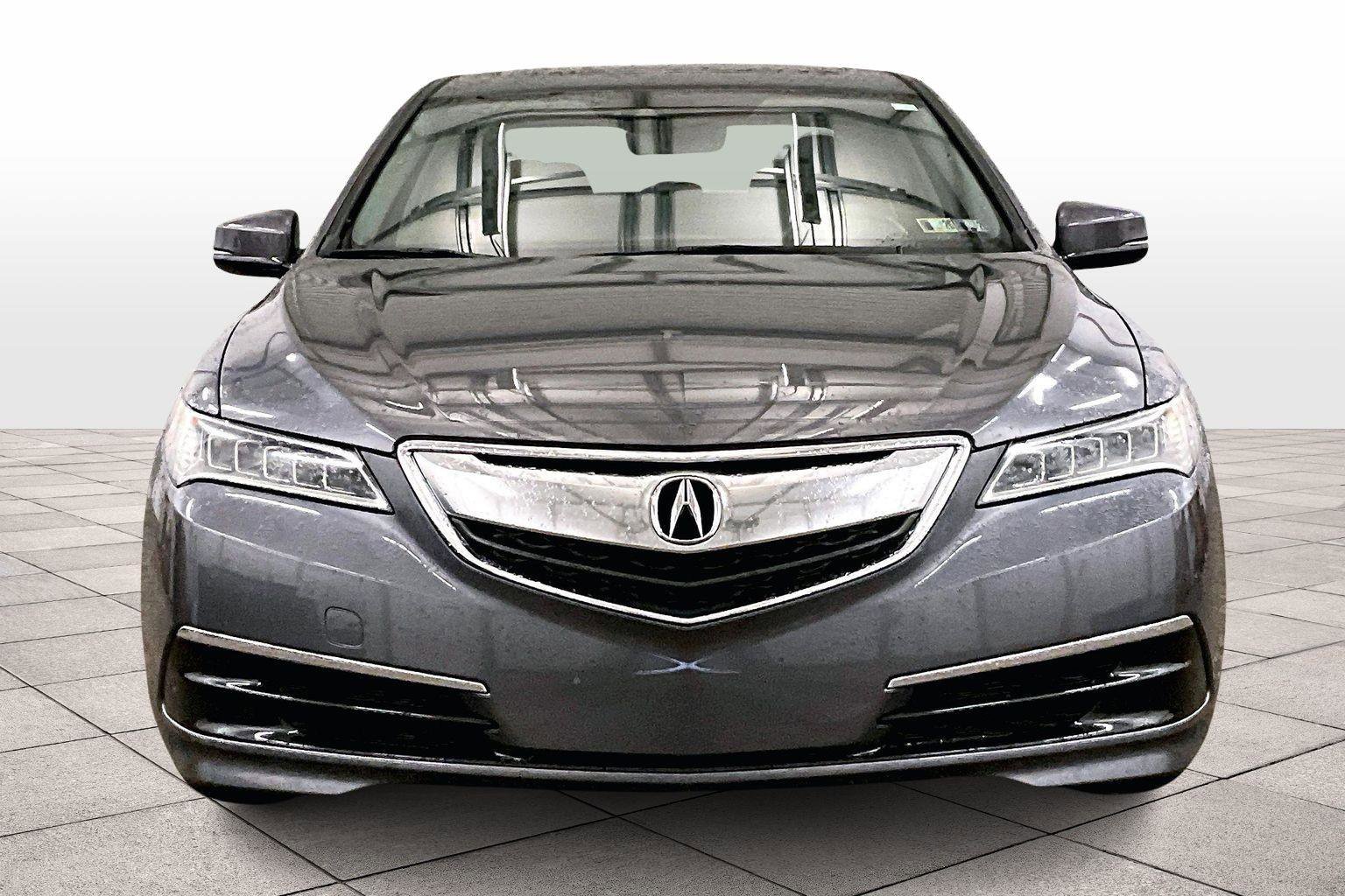 Used 2017 Acura TLX w/ Technology Package image 3