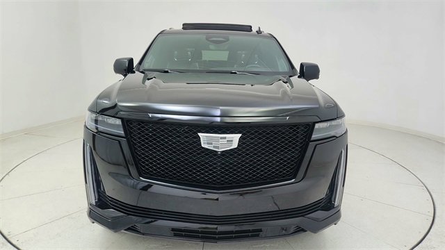 Used 2023 Cadillac Escalade ESV Sport Platinum w/ LPO, ONYX Package image 2