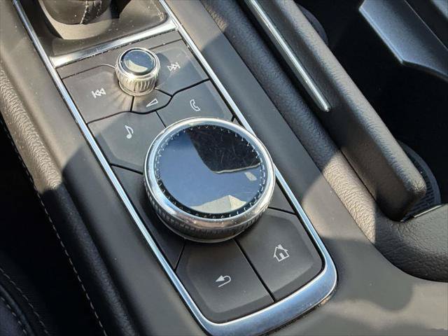Used 2024 Cadillac CT5 Luxury w/ Cold Weather Package AWD/4WD image 34