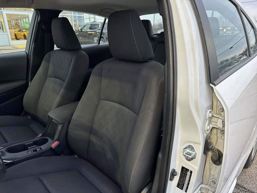 Used 2024 Toyota Corolla LE image 8