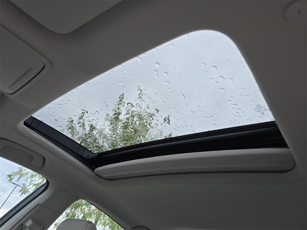 New 2025 Honda Accord SE image 3