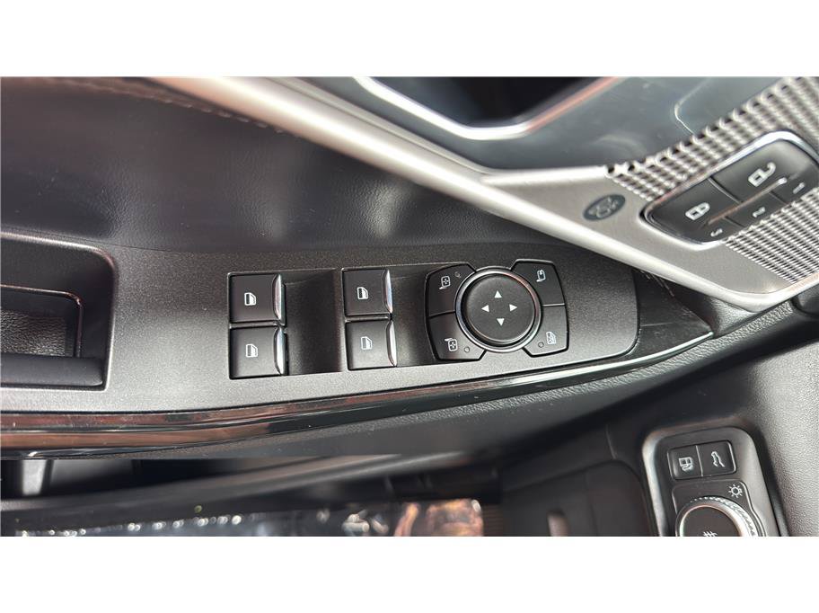 Used 2021 Ford Explorer Platinum AWD/4WD image 35