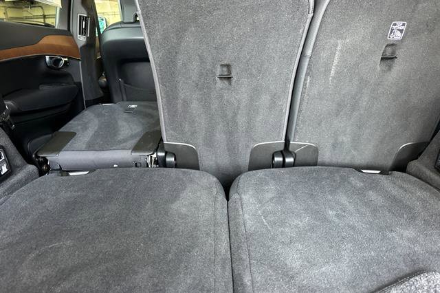 Certified 2023 Volvo XC90 T8 Plus image 16