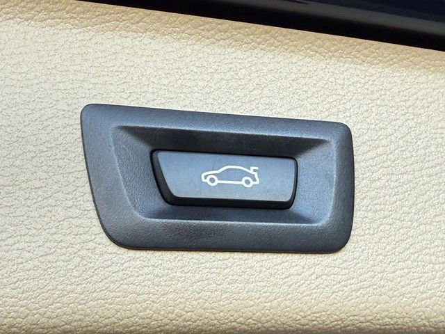 Used 2017 BMW X3 xDrive28i AWD/4WD image 18