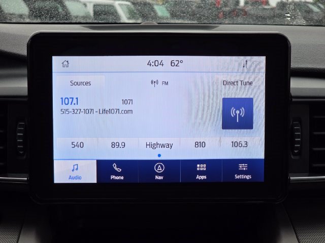 Used 2023 Ford Explorer XLT w/ Equipment Group 202A AWD/4WD image 32