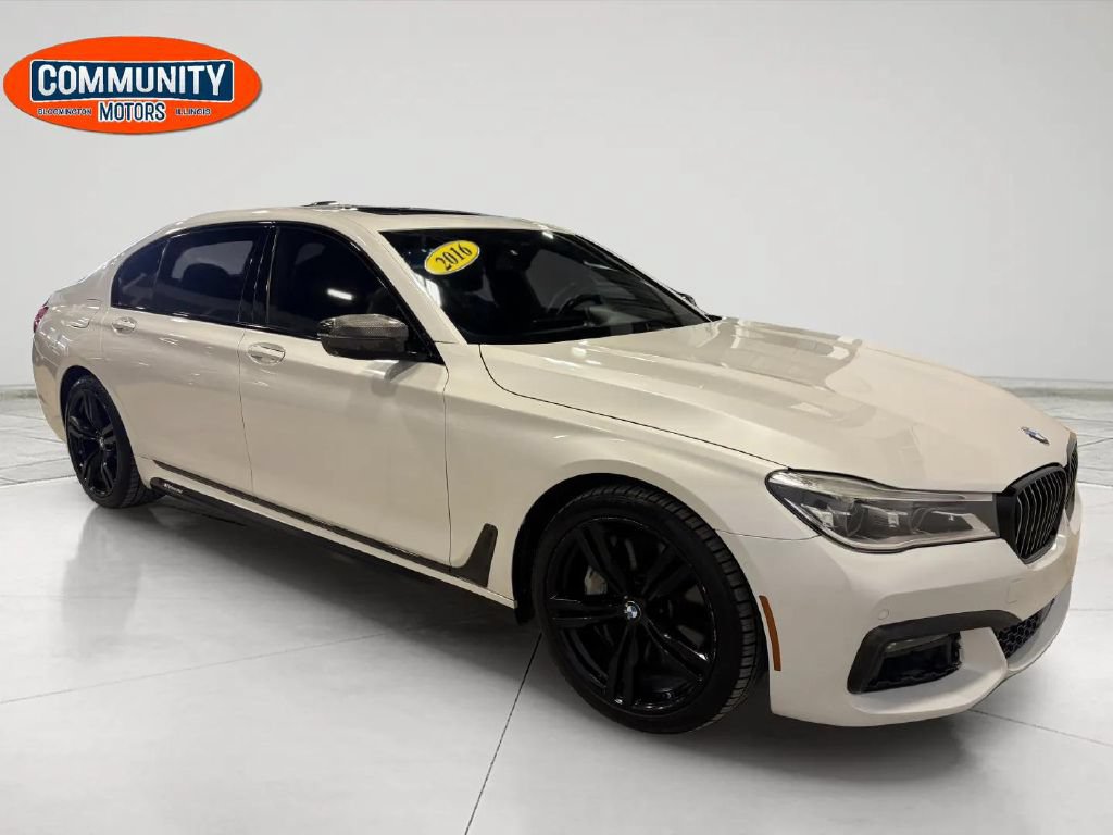 Used 2016 BMW 750i xDrive AWD/4WD image 9