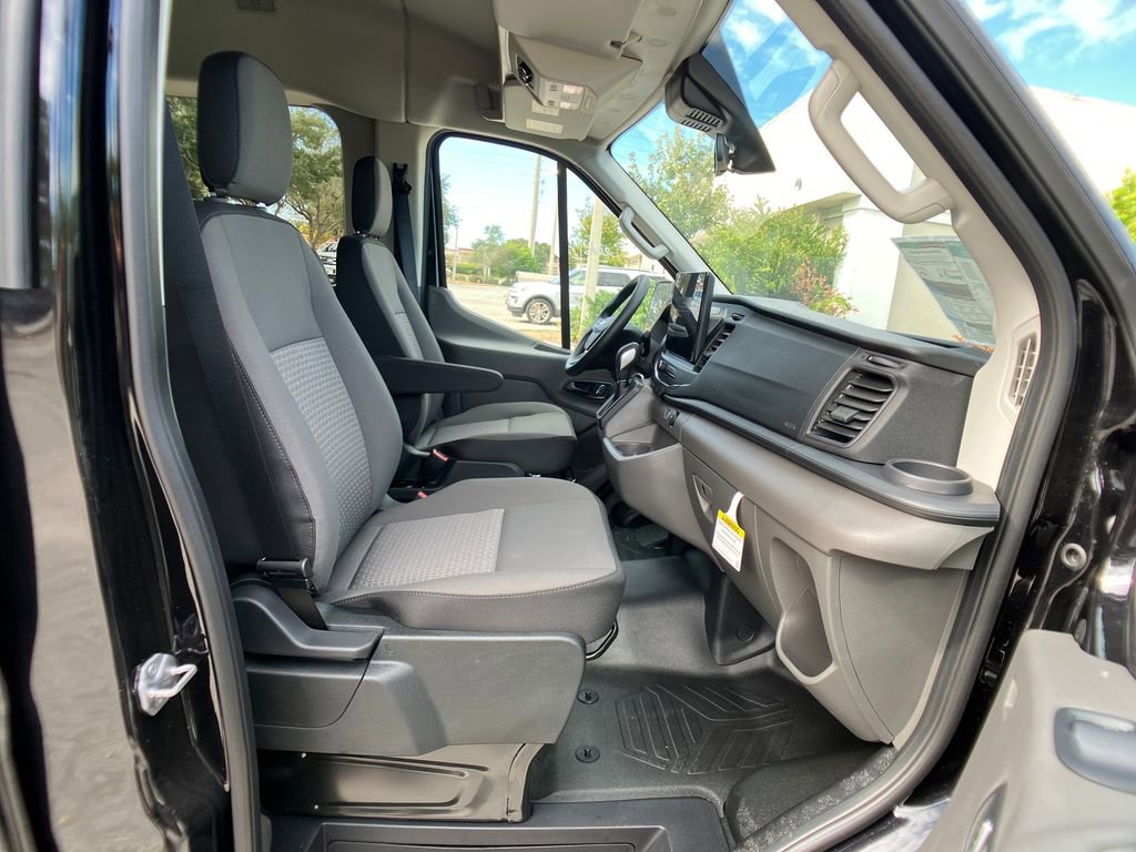 New 2026 Ford Transit 350 XL image 5