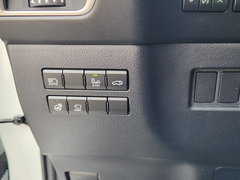 Used 2021 Lexus NX 300 F Sport w/ F Sport Premium Package FWD image 22