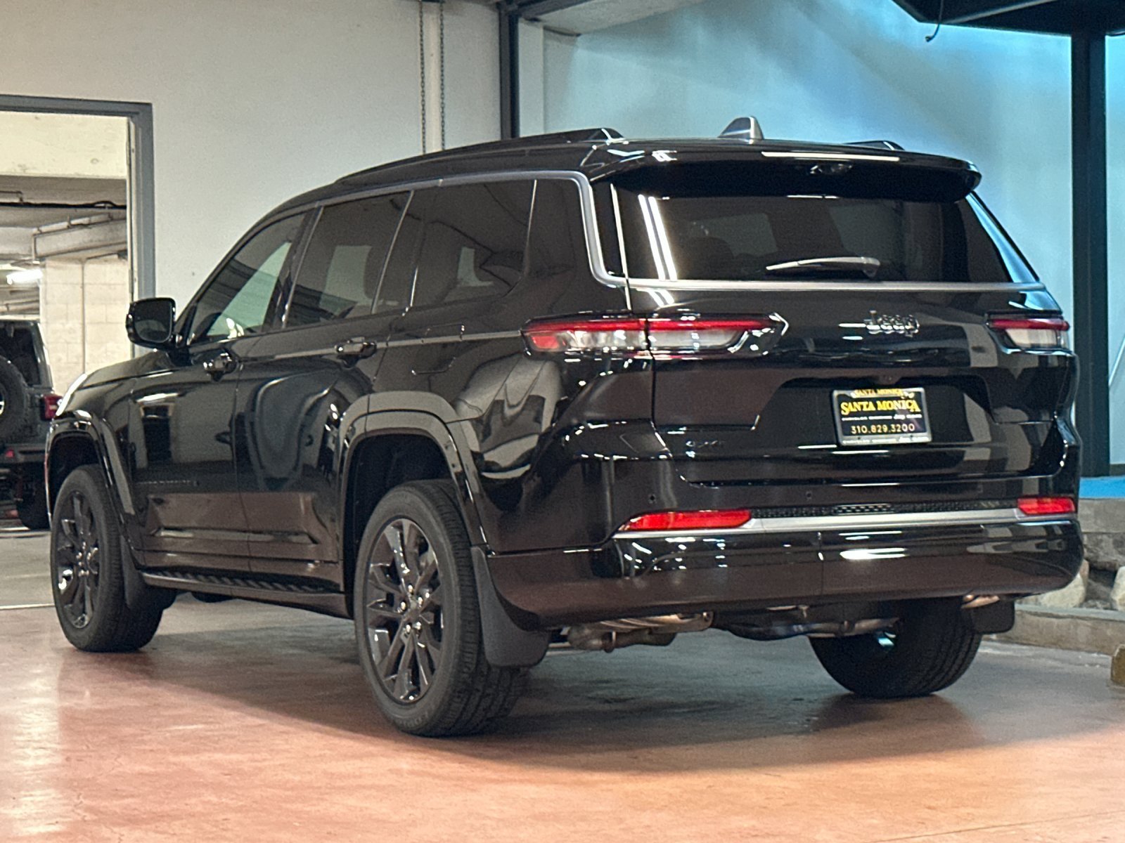 New 2026 Jeep Grand Cherokee L Limited AWD/4WD image 3
