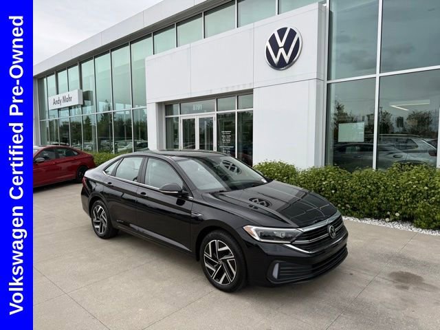 Used 2023 Volkswagen Jetta SEL FWD image 1