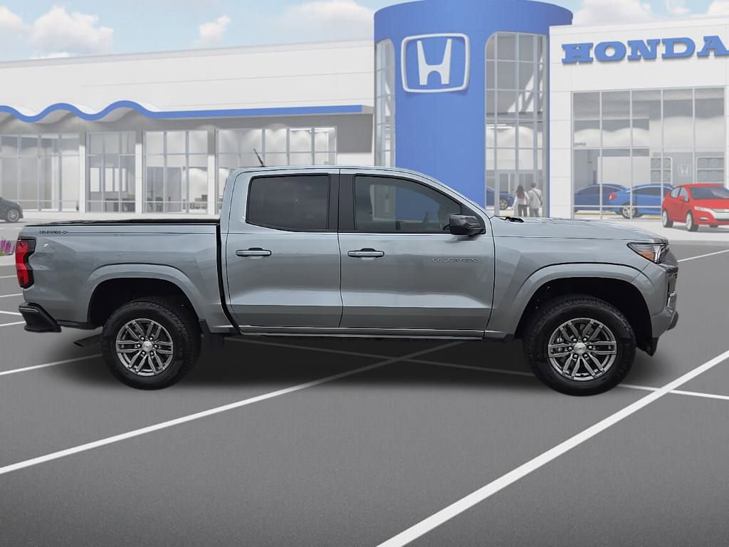 Used 2023 Chevrolet Colorado LT w/ LT Convenience Package image 10