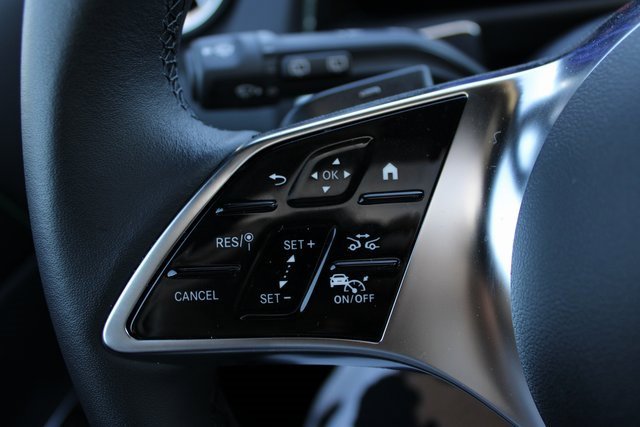 New 2024 Mercedes-Benz EQB 300 4MATIC image 21