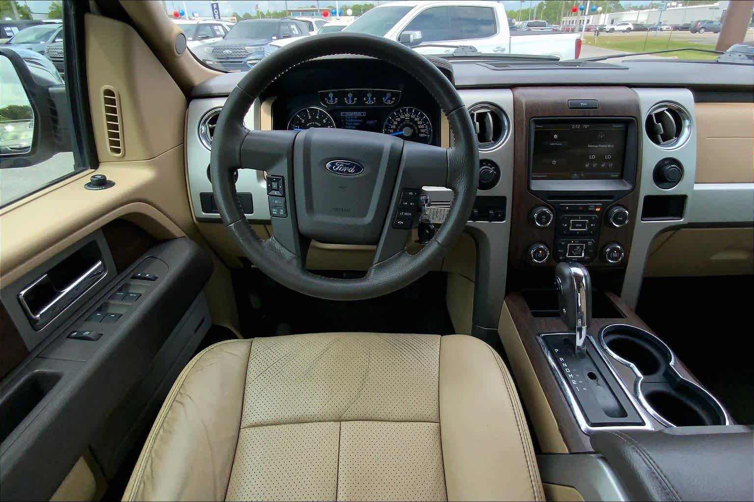 Used 2014 Ford F150 Lariat w/ Equipment Group 502A Luxury AWD/4WD image 5