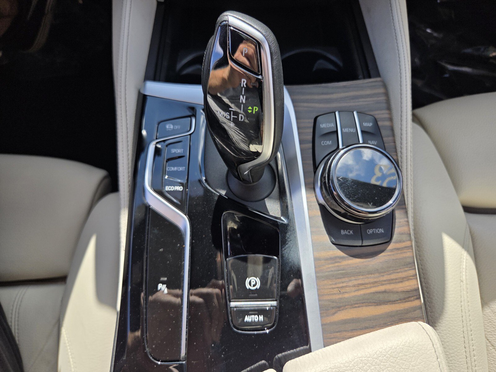 Used 2023 BMW 530i w/ Executive Package RWD image 27