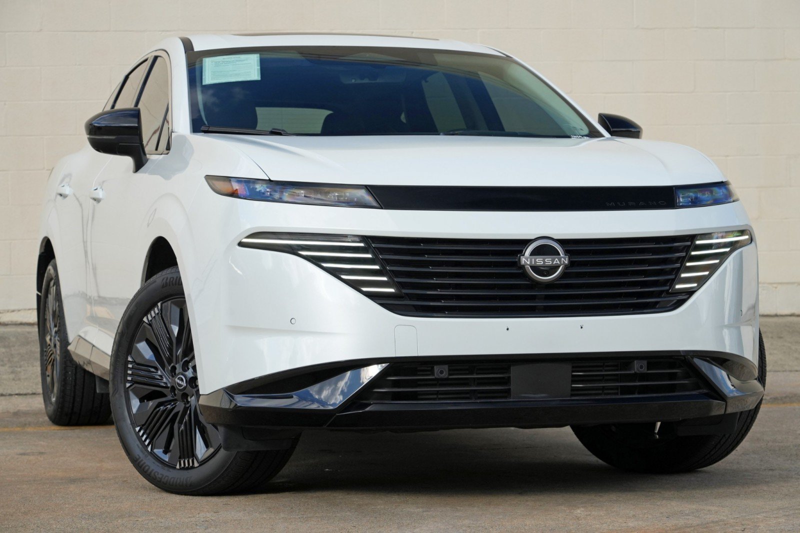 Used 2025 Nissan Murano Platinum w/ Cargo Package AWD/4WD image 2