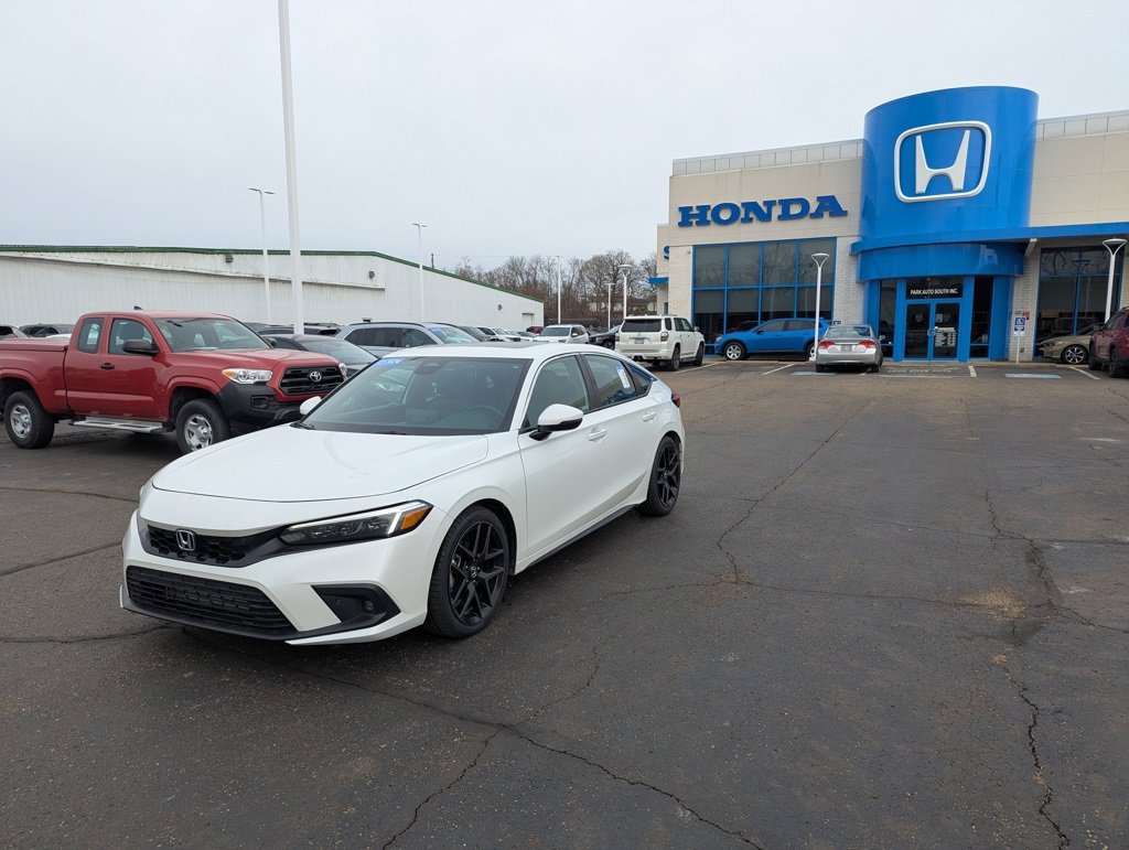 Certified 2024 Honda Civic Sport Touring image 7