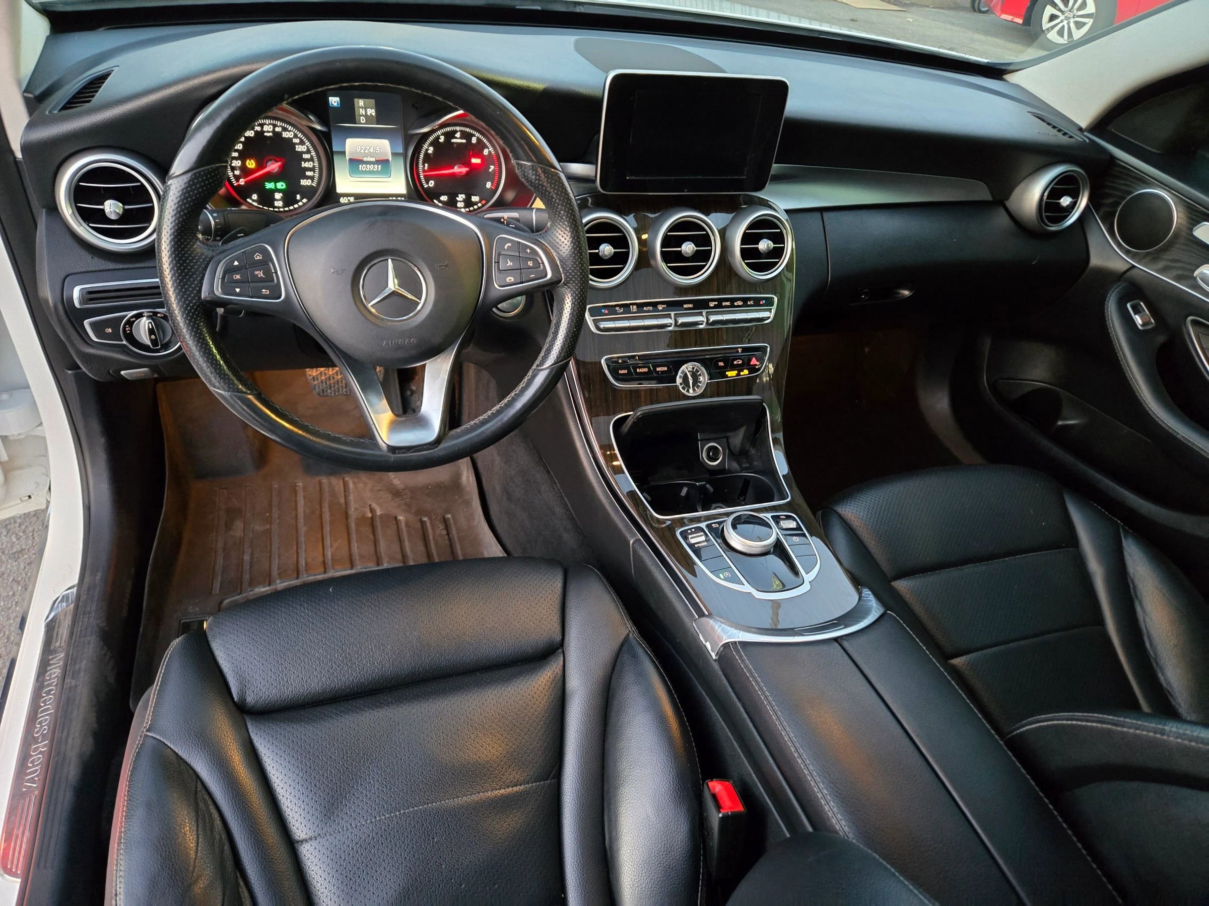 Used 2017 Mercedes-Benz C 300 4MATIC Sedan image 30