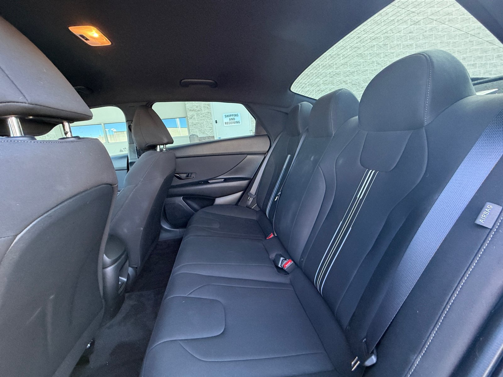 Certified 2025 Hyundai Elantra SEL FWD image 17