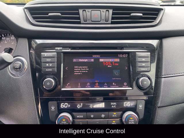 Used 2018 Nissan Rogue SV w/ Premium Package FWD image 12