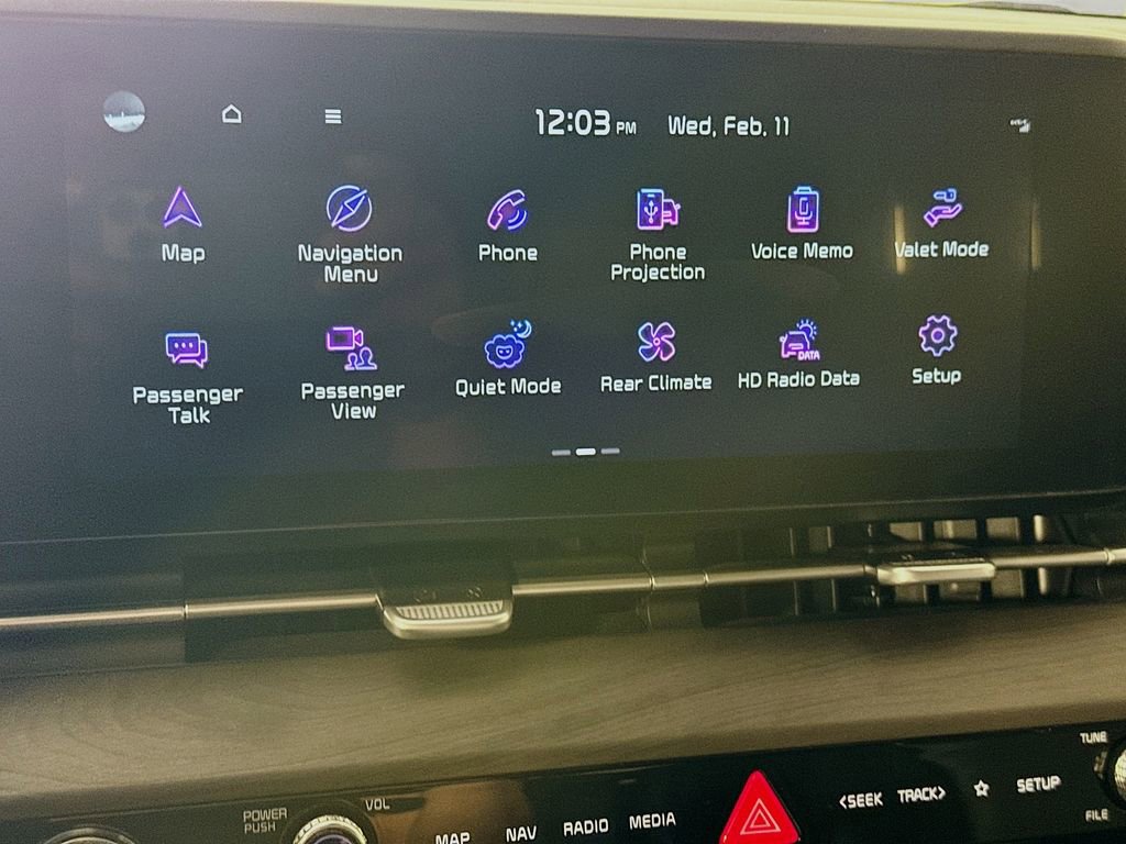 Used 2023 Kia Carnival SX image 17