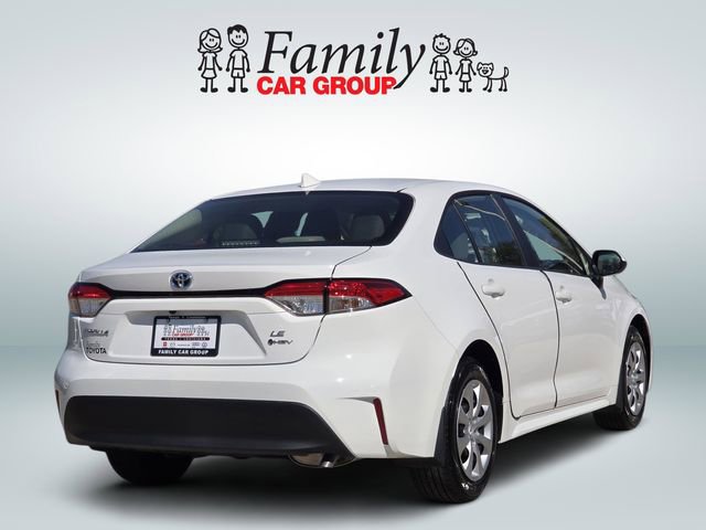 Used 2025 Toyota Corolla LE image 4