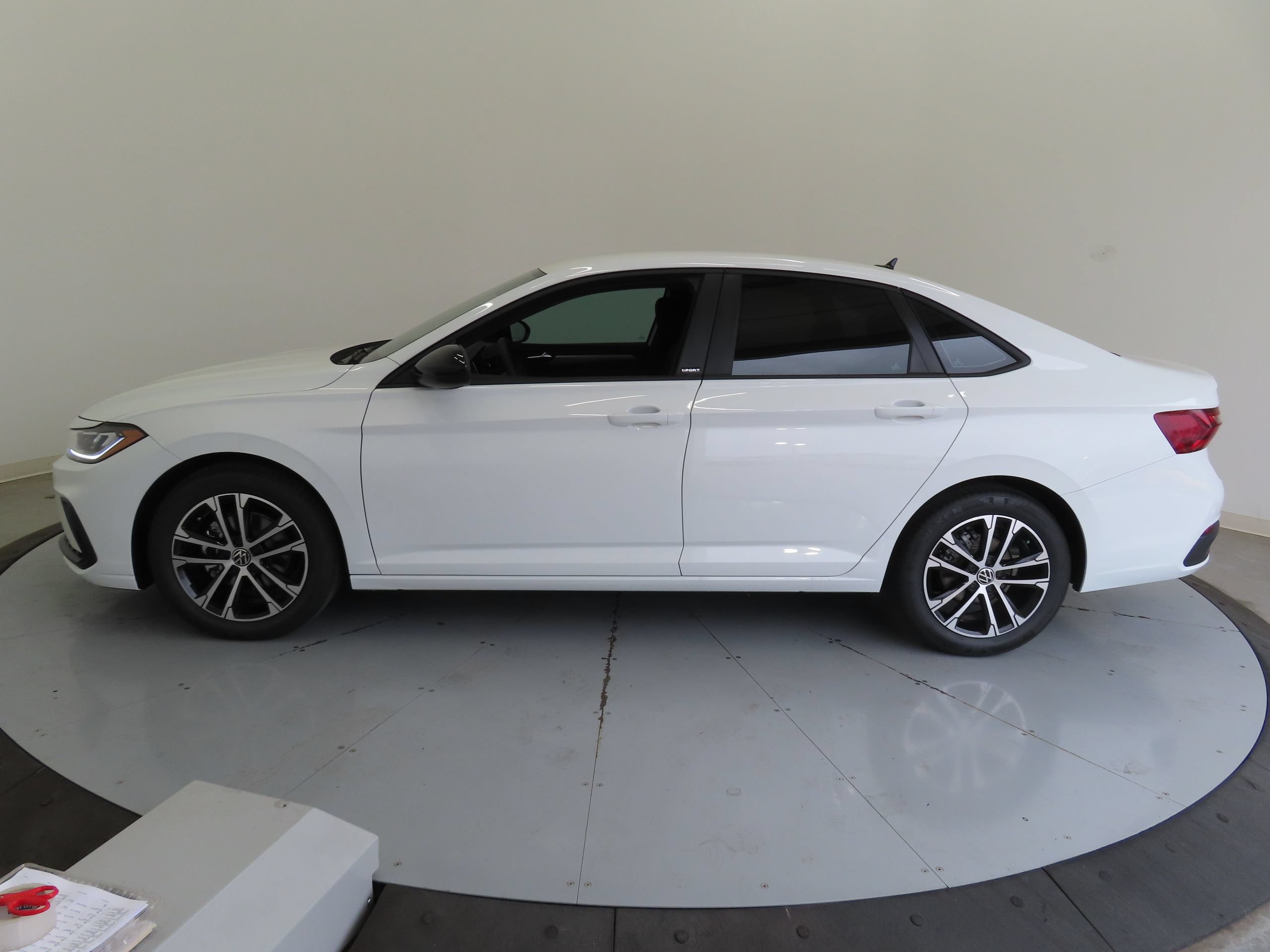 New 2026 Volkswagen Jetta Sport FWD image 7