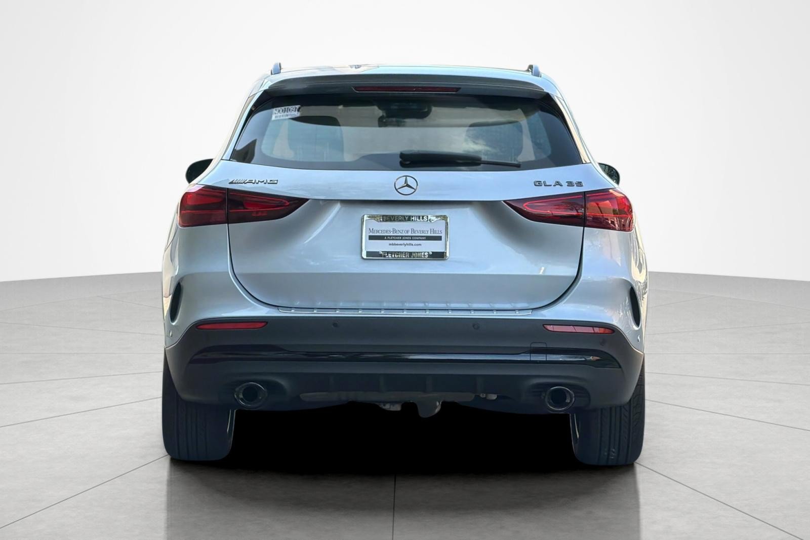 New 2026 Mercedes-Benz GLA 35 AMG 4MATIC image 4