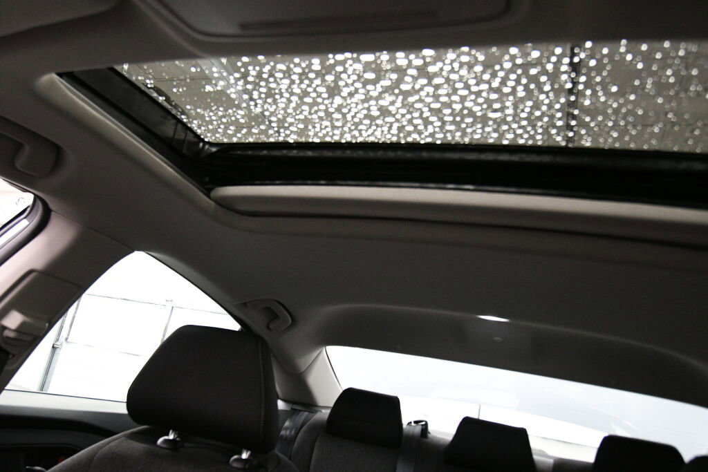 Used 2023 Honda Accord EX image 19