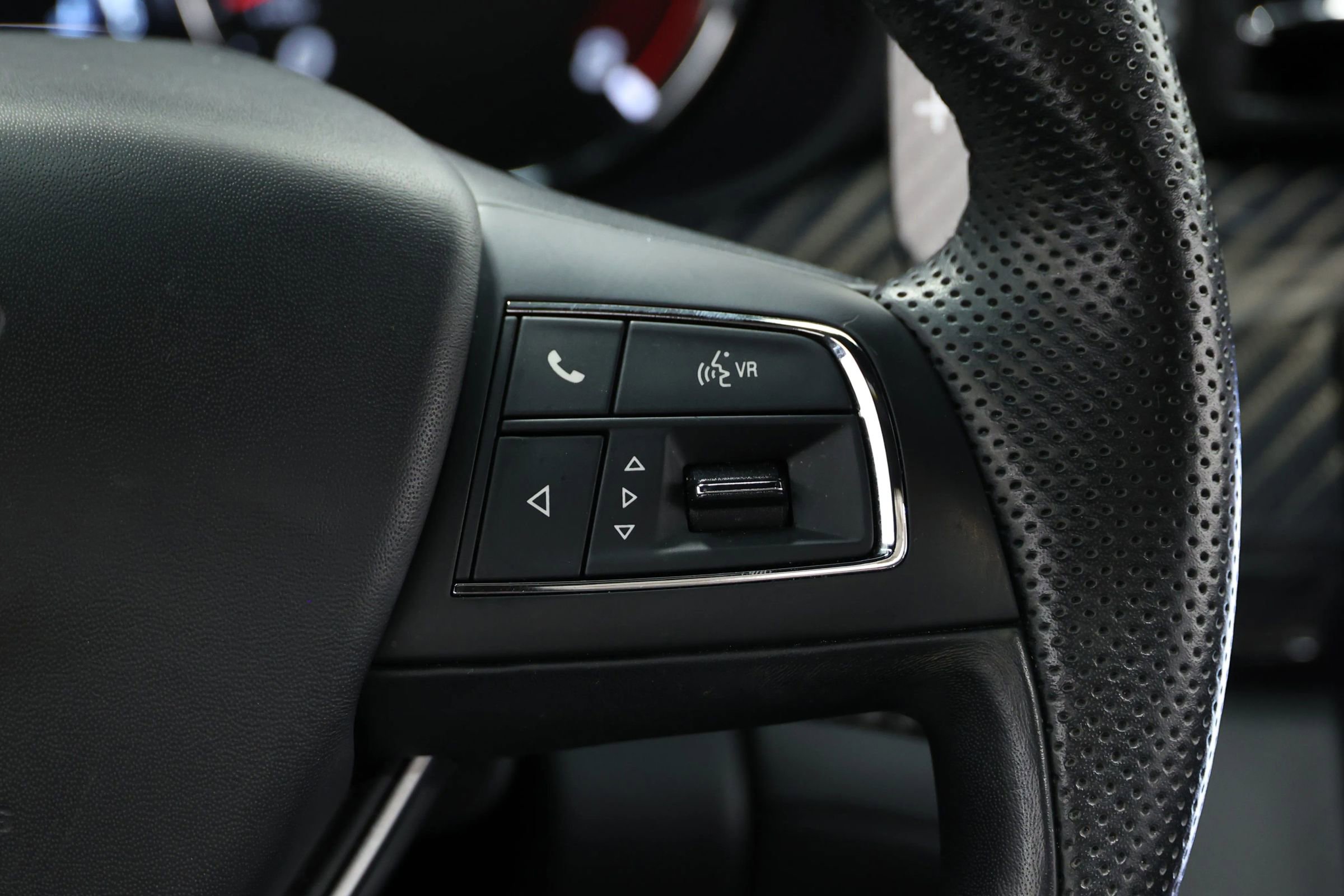 Used 2022 Maserati Quattroporte Trofeo image 23