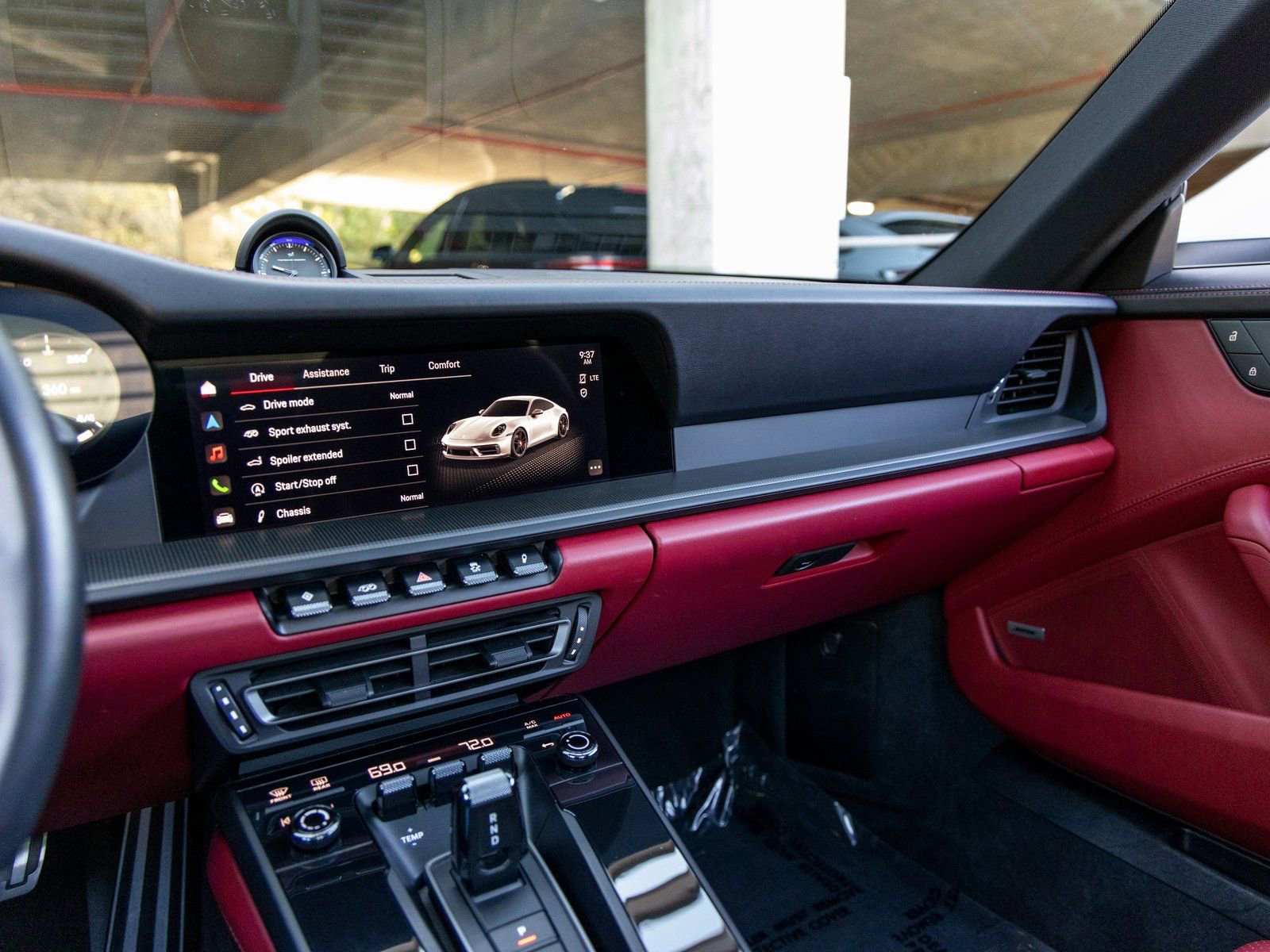 Certified 2022 Porsche 911 Carrera GTS RWD image 36