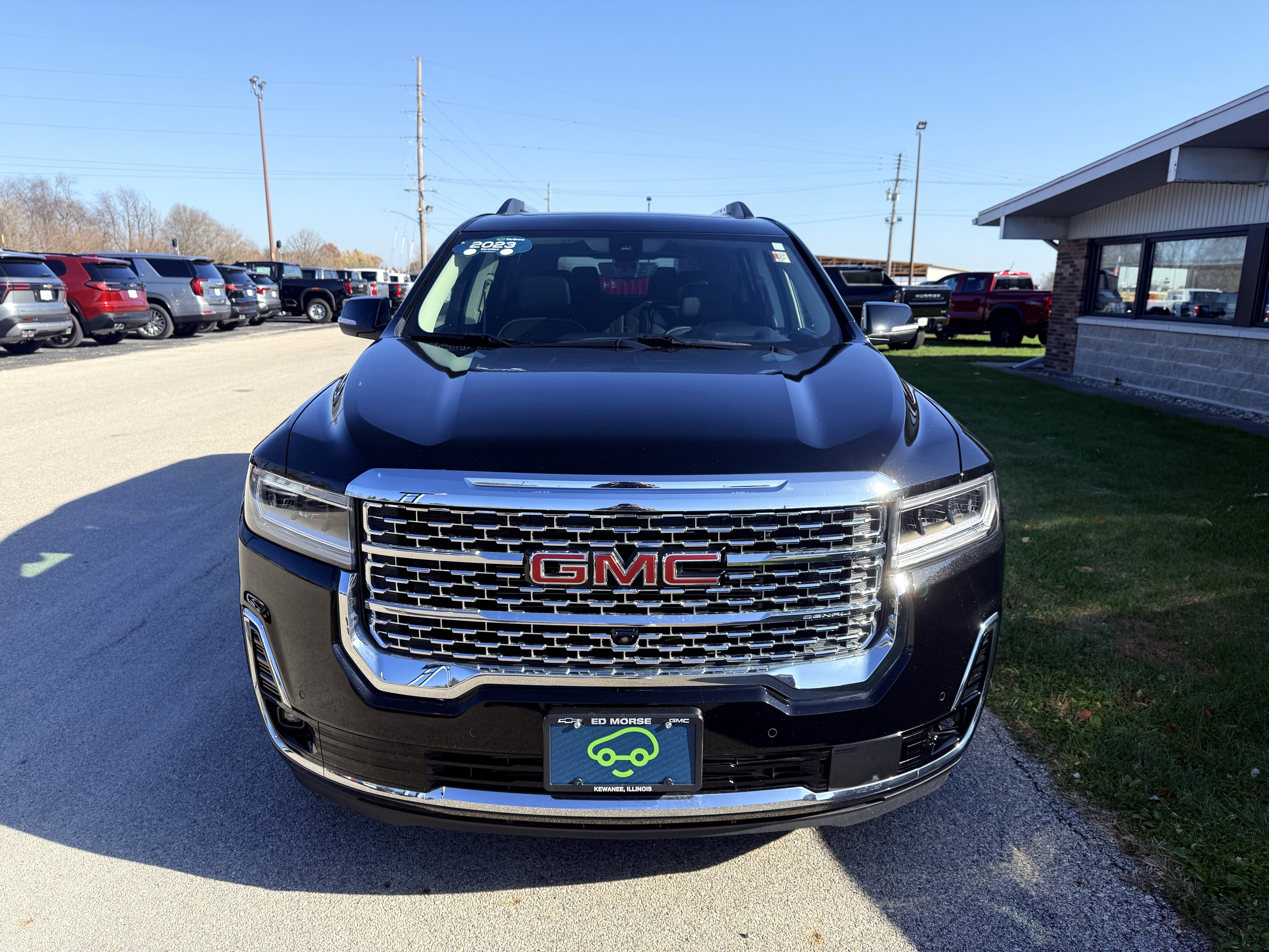 Certified 2023 GMC Acadia Denali w/ Denali Ultimate Package image 9