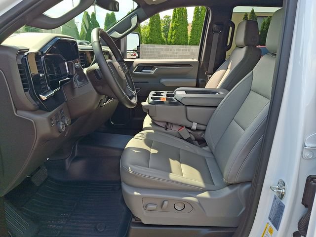 Certified 2025 Chevrolet Silverado 3500 LT w/ All Star Edition AWD/4WD image 13