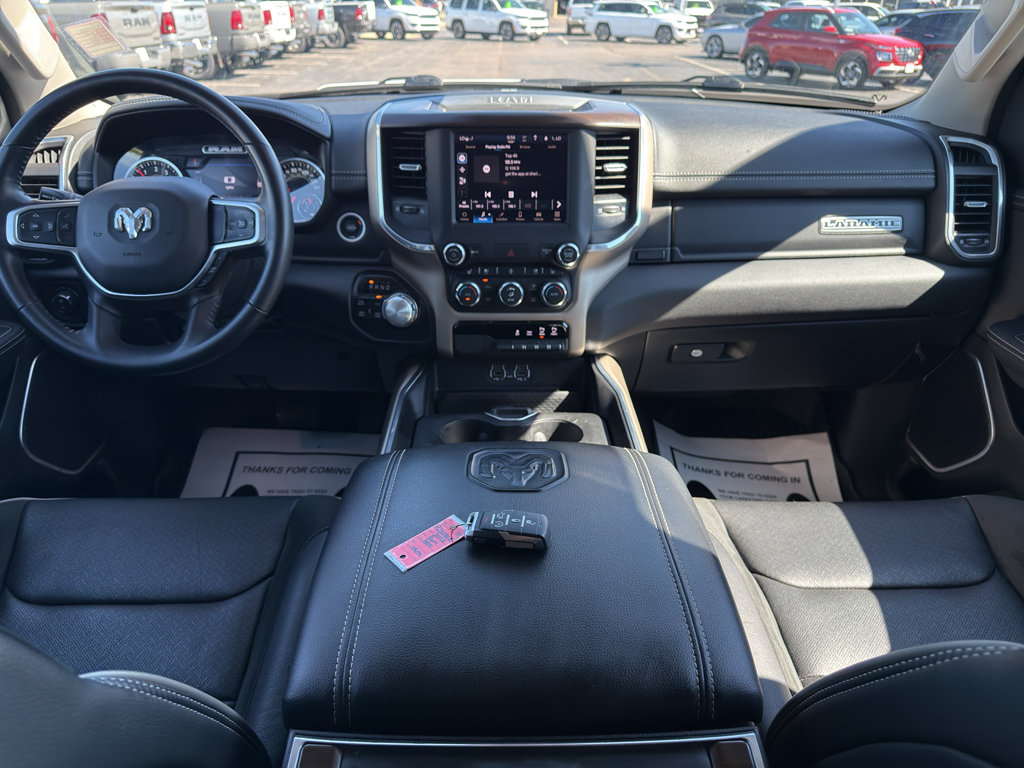 Used 2022 RAM 1500 Laramie AWD/4WD image 18