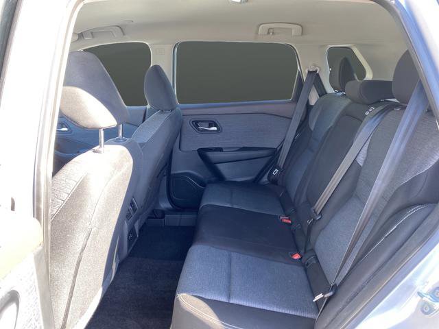 Used 2023 Nissan Rogue SV image 25