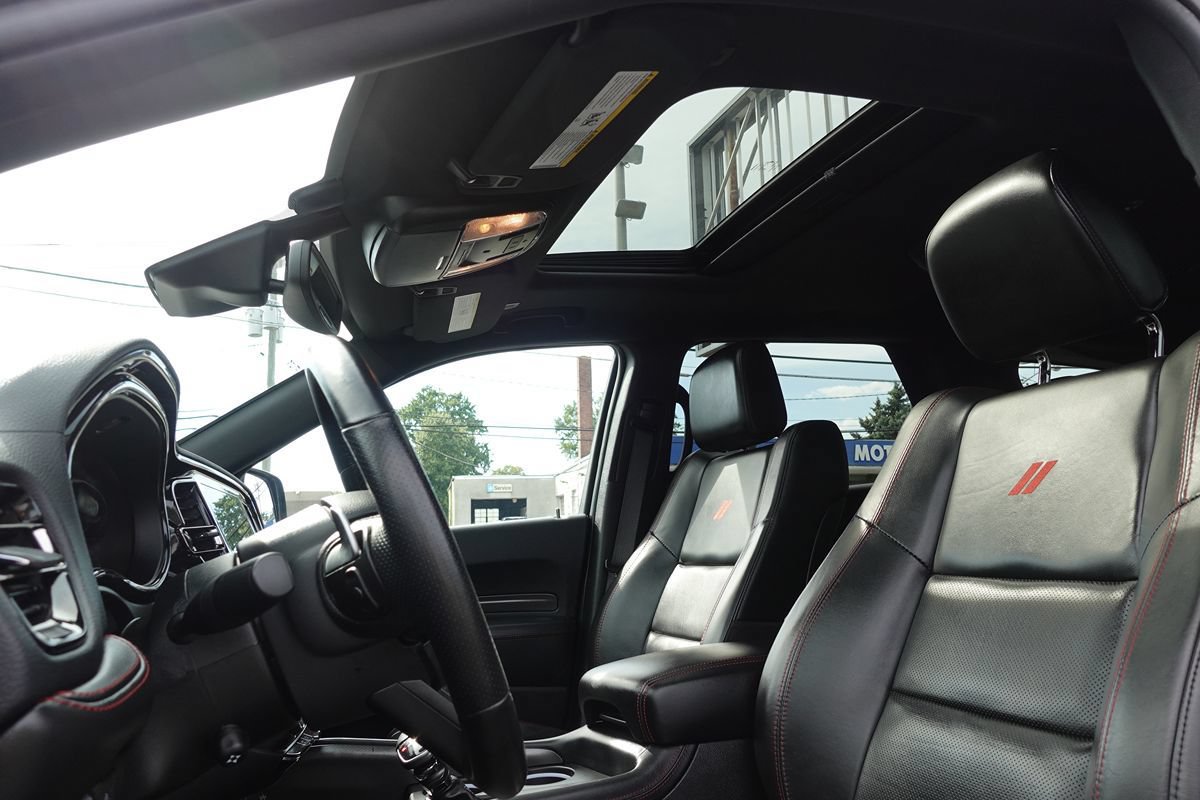 Used 2025 Dodge Durango R/T w/ Blacktop Package AWD/4WD image 12