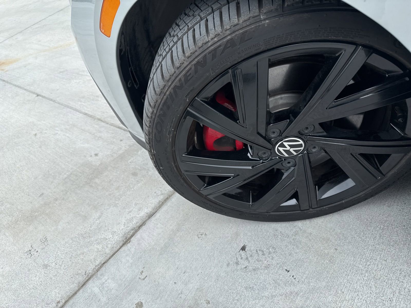 Used 2023 Volkswagen GTI SE w/ Black Wheel Package FWD image 5