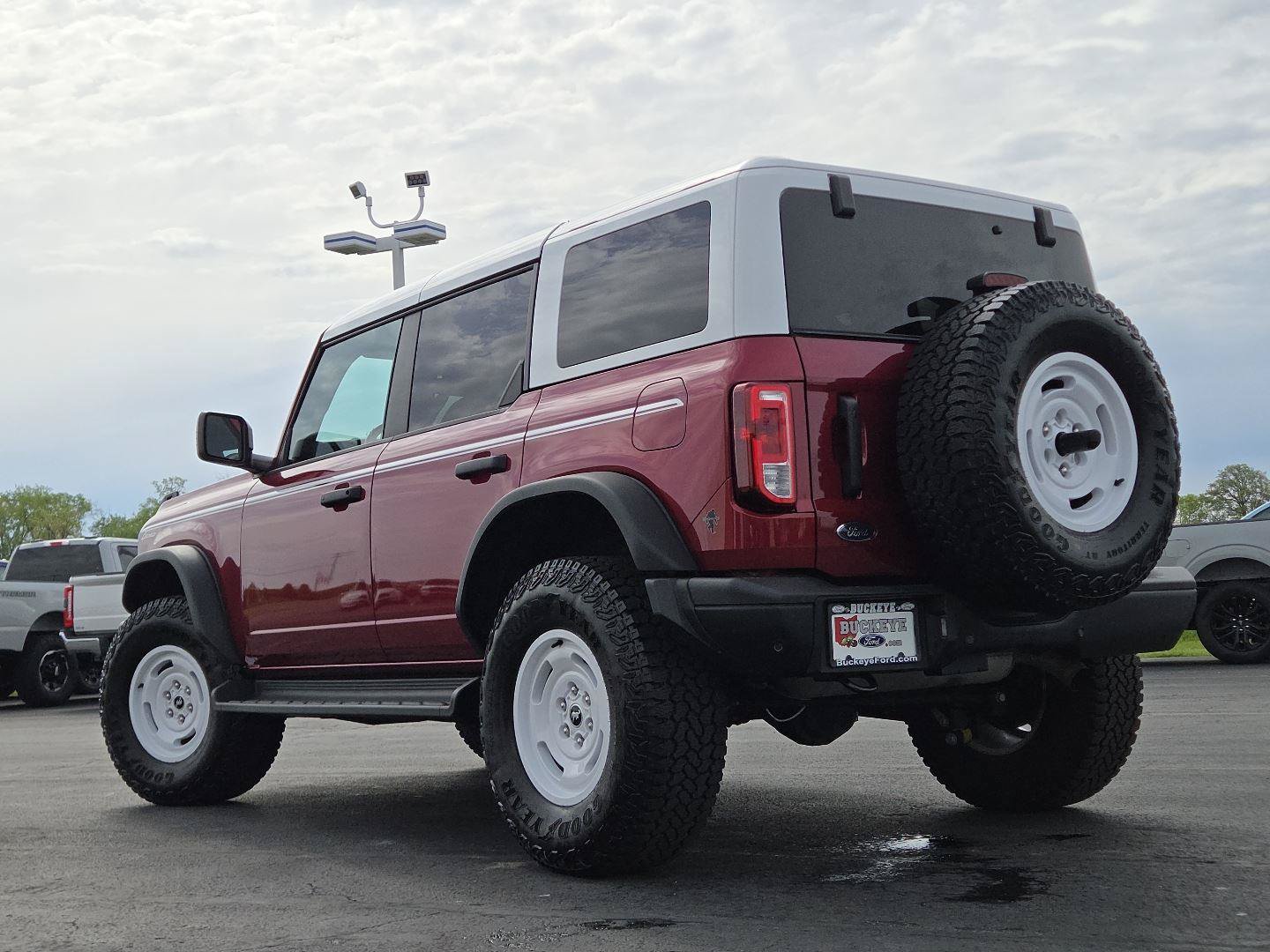Used 2025 Ford Bronco Heritage Edition AWD/4WD image 17