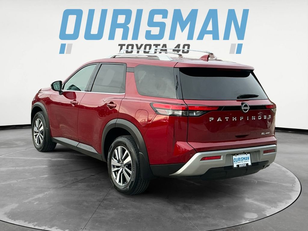 Used 2024 Nissan Pathfinder SL image 5