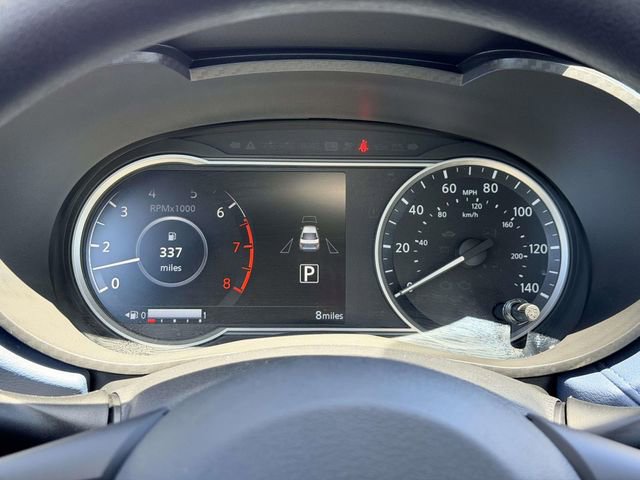 New 2025 Nissan Versa SV w/ Trunk Package FWD image 23